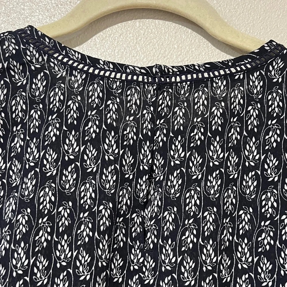 Ann Taylor Petite Floral Blouse - Picture 6 of 9